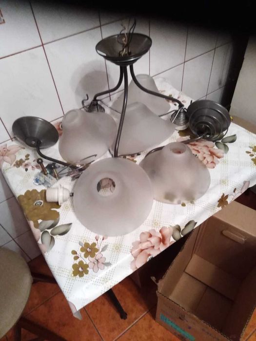 Lampa pokojowa i 3 kinkiety ścienne