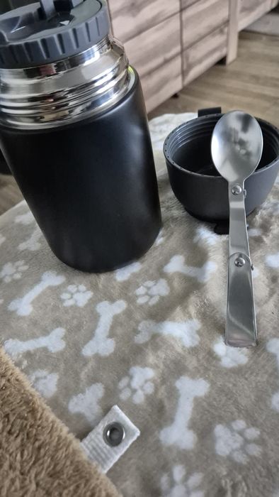 Izolowany pojemnik na lunch