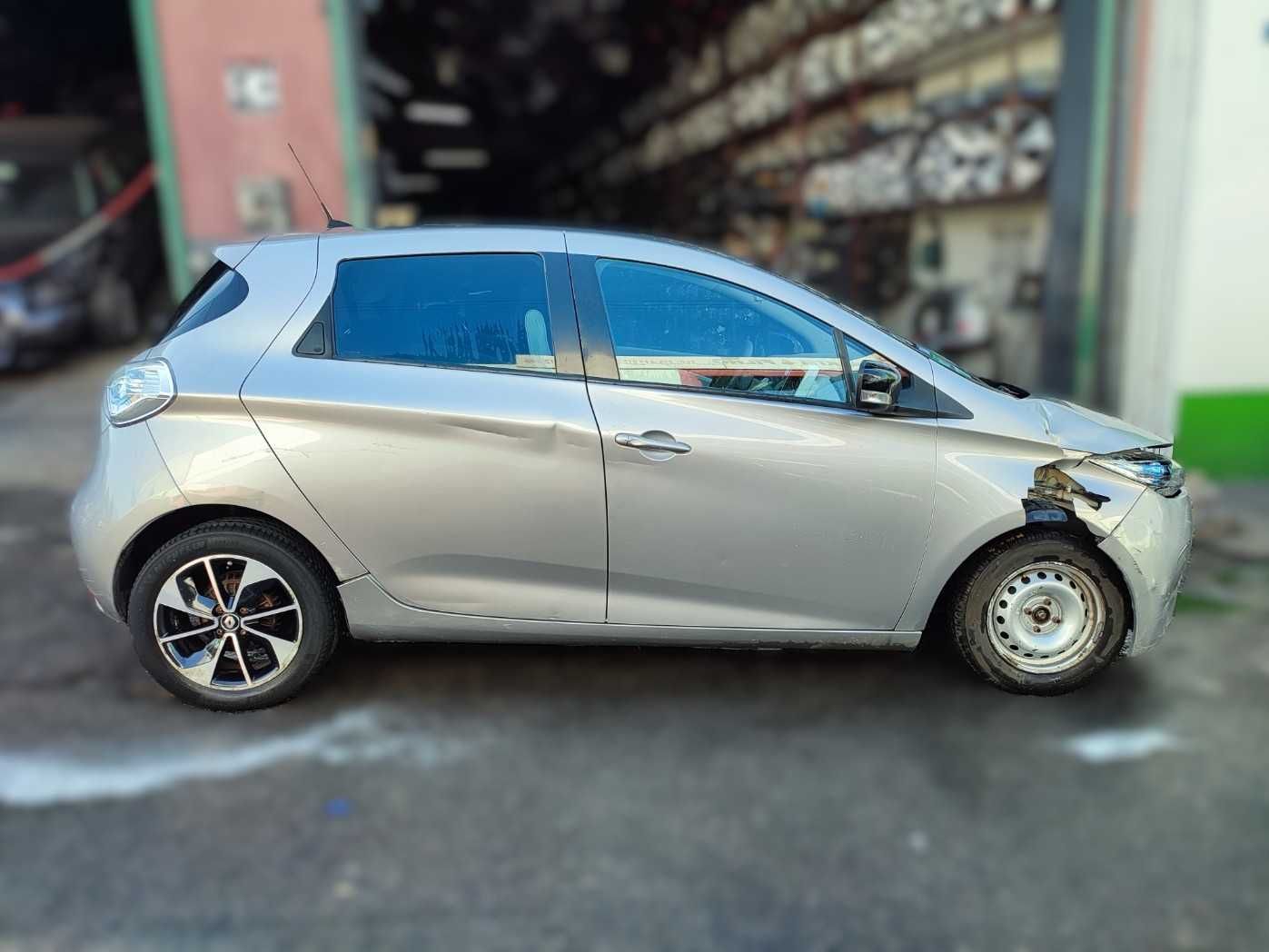 Renault ZOE Electric de 2014 REF Motor - 5AQ601 REF Cx - RA0001