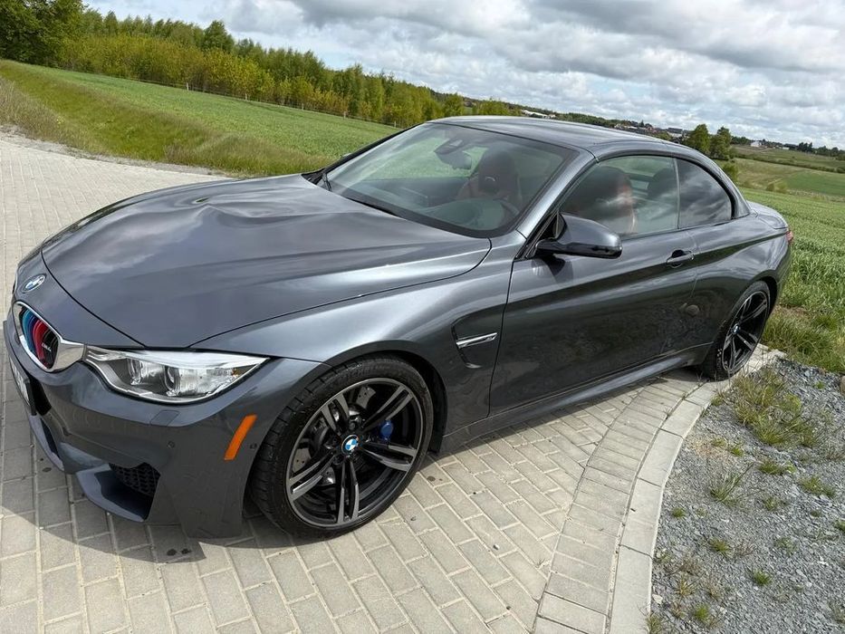 BMW M4 BMW M4 Cabrio hard top F83