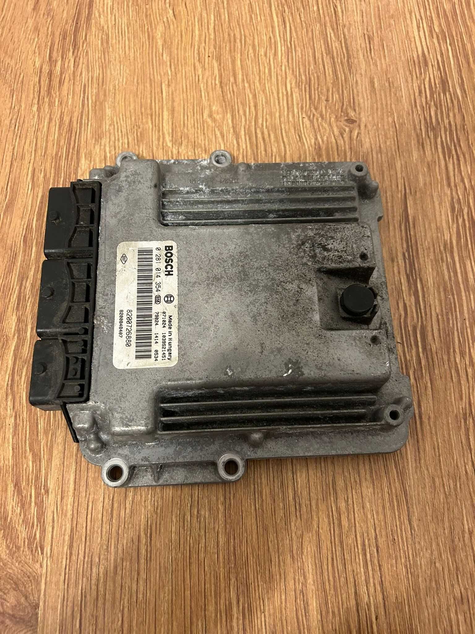 Komputer sterownik silnika 2.0 DCI Renault 028101.4354  82007.26880