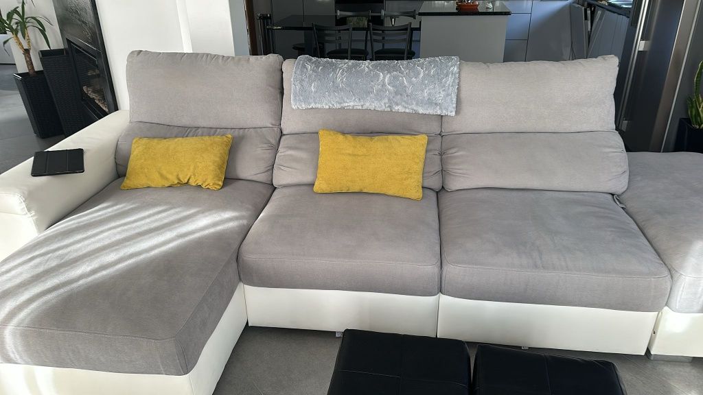 Sofá Cinza/branco extensivel