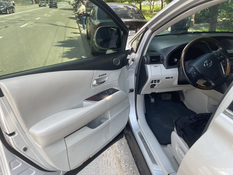 Продам Лексус RX350 или обменяю на электромобиль