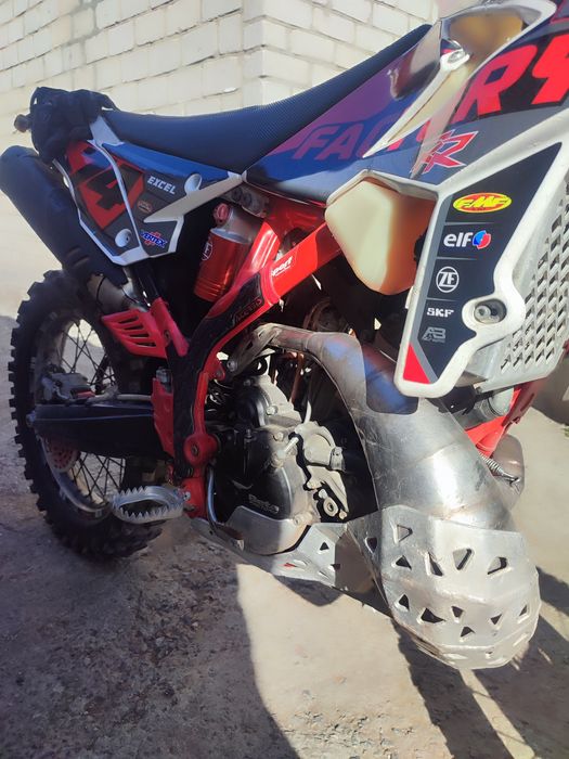 Продам эндуро мото beta rr 200 2019 года