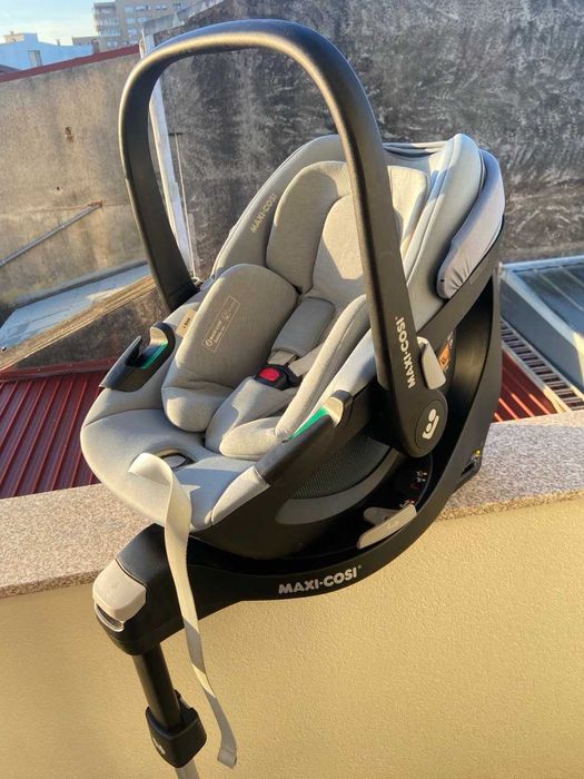 Cadeirinha Auto Maxi-Cosi Pebble 360 + Base Isofix