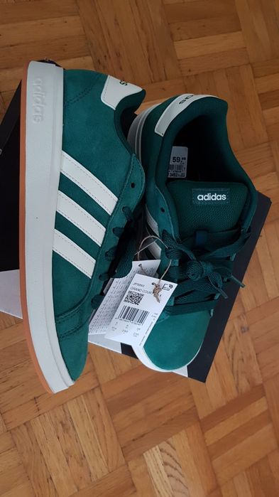 Подростковые кроссовки Adidas Grad Court 38р,оригинал.