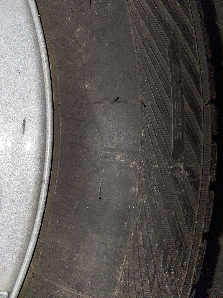 Kola jeep 5x127 r16 felgi z oponami zimowymi