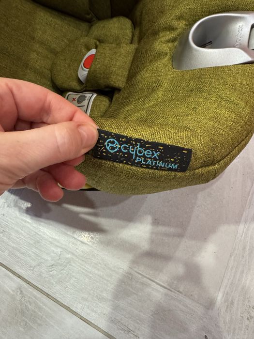 Cybex platinum cloud z+