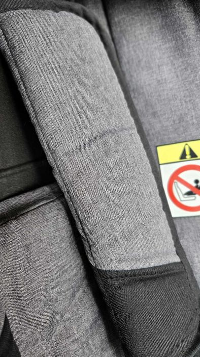 Fotelik samochodowy Axkid Modukid z bazą isofix