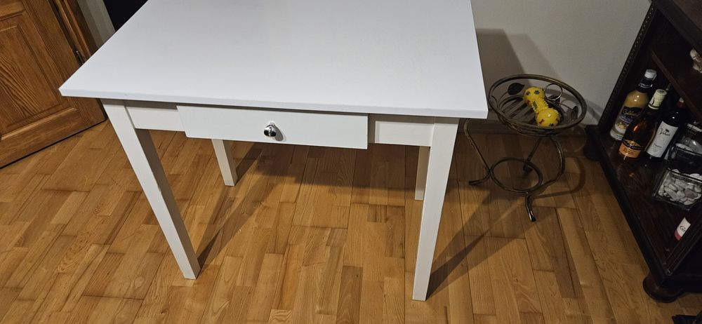 Stół kuchenny 90x55 biały ładny