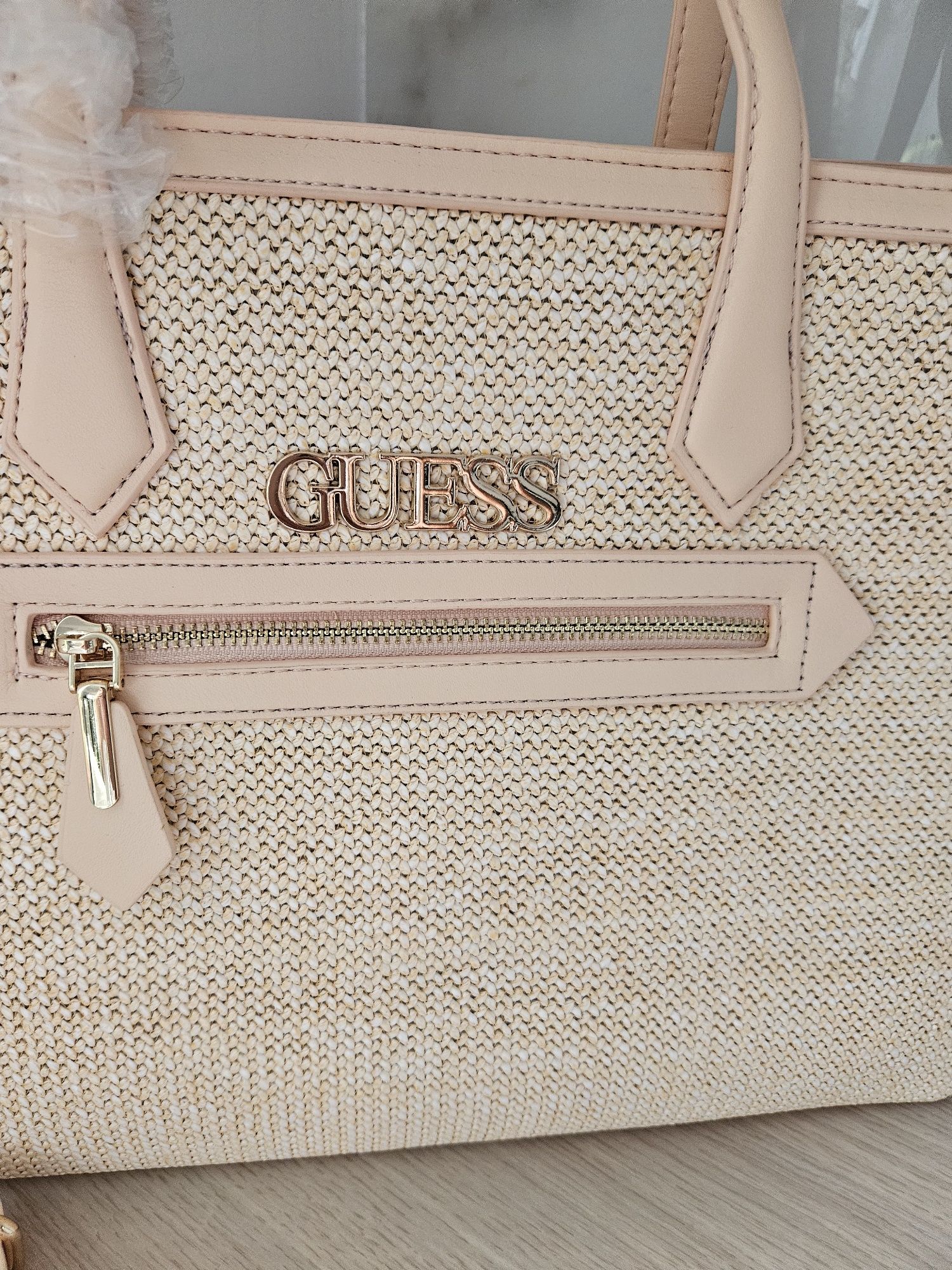 Damska torebka guess