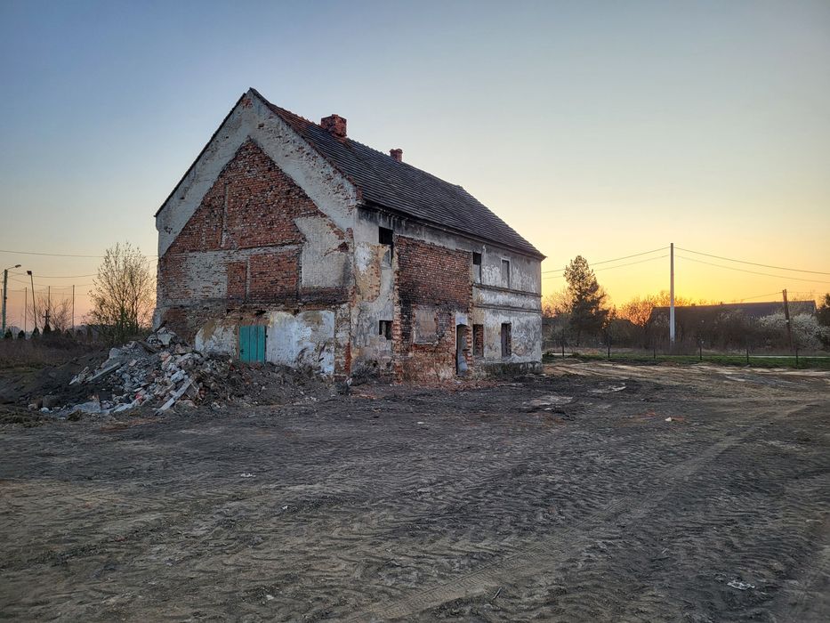 Dom do rozbiórki w zamian za materiały
