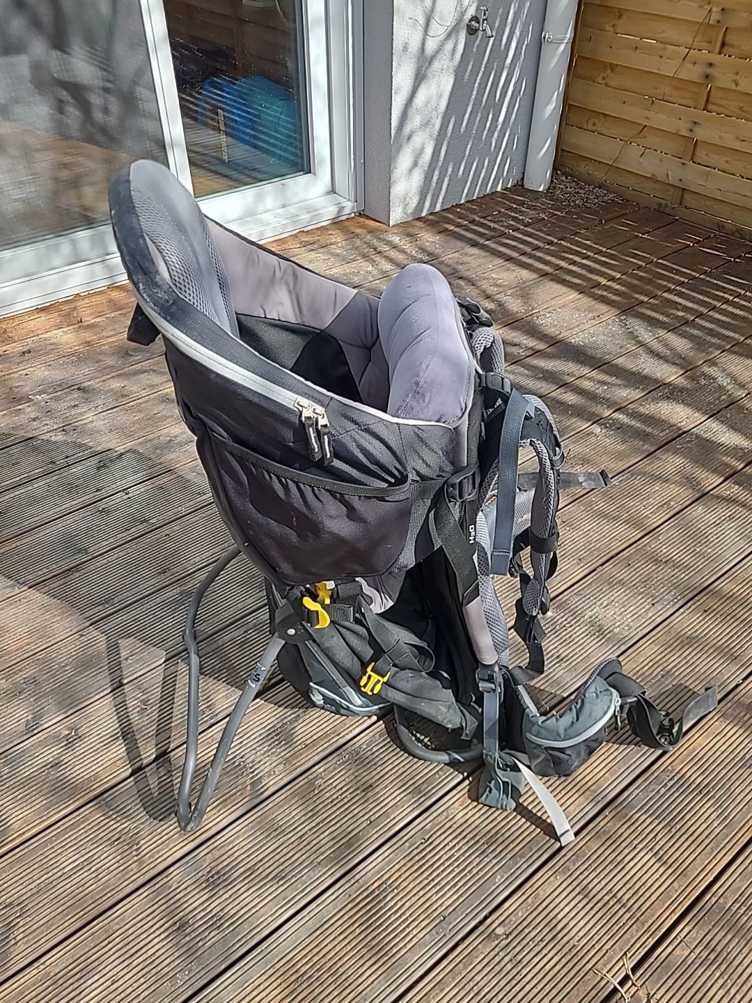 Nosidło Deuter Kid Comfort 3 - pełne wyposażenie - stan bardzo dobry