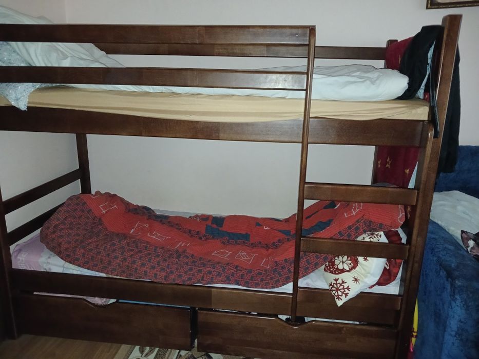 Двух ярусне ліжко