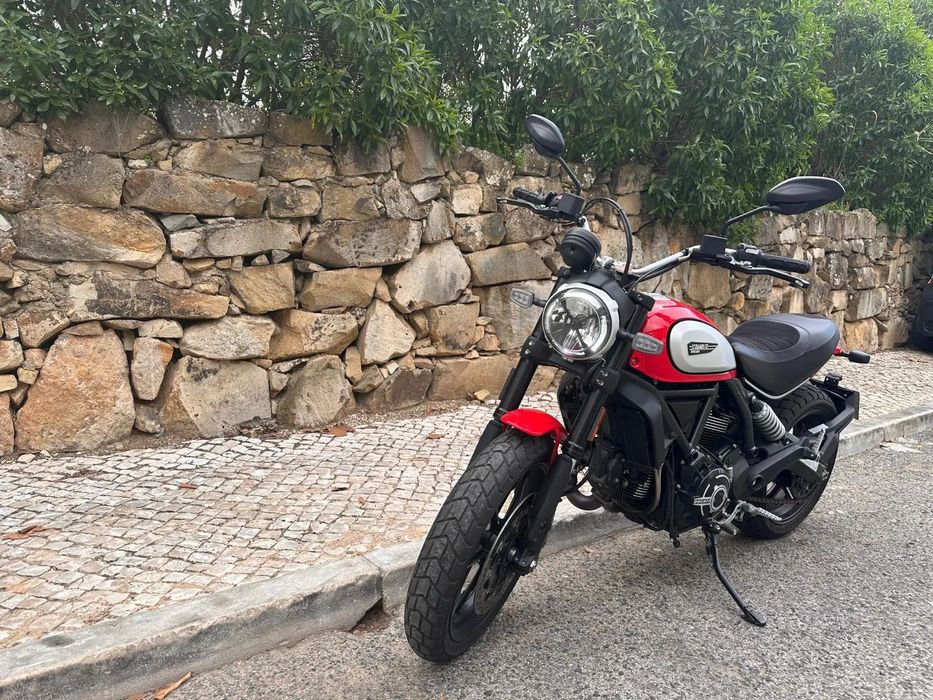 Ducati Scrambler  Icon Red