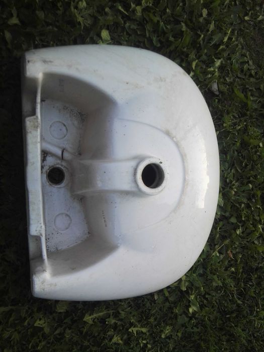 Umywalka ceramiczna