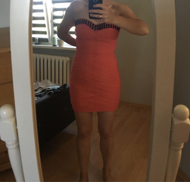 Sukienka quiz idealna na impreze