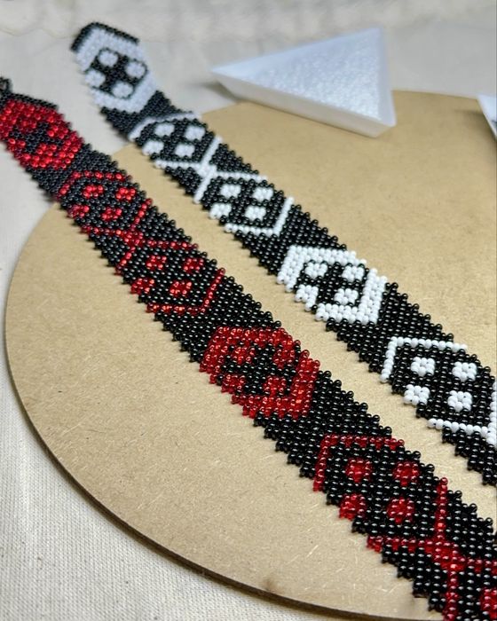 Прикраси з бісеру