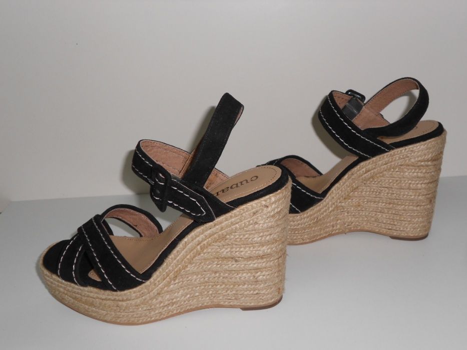 Sandálias Cubanas pretas tamanho 37 e 39 - artigo novo de loja