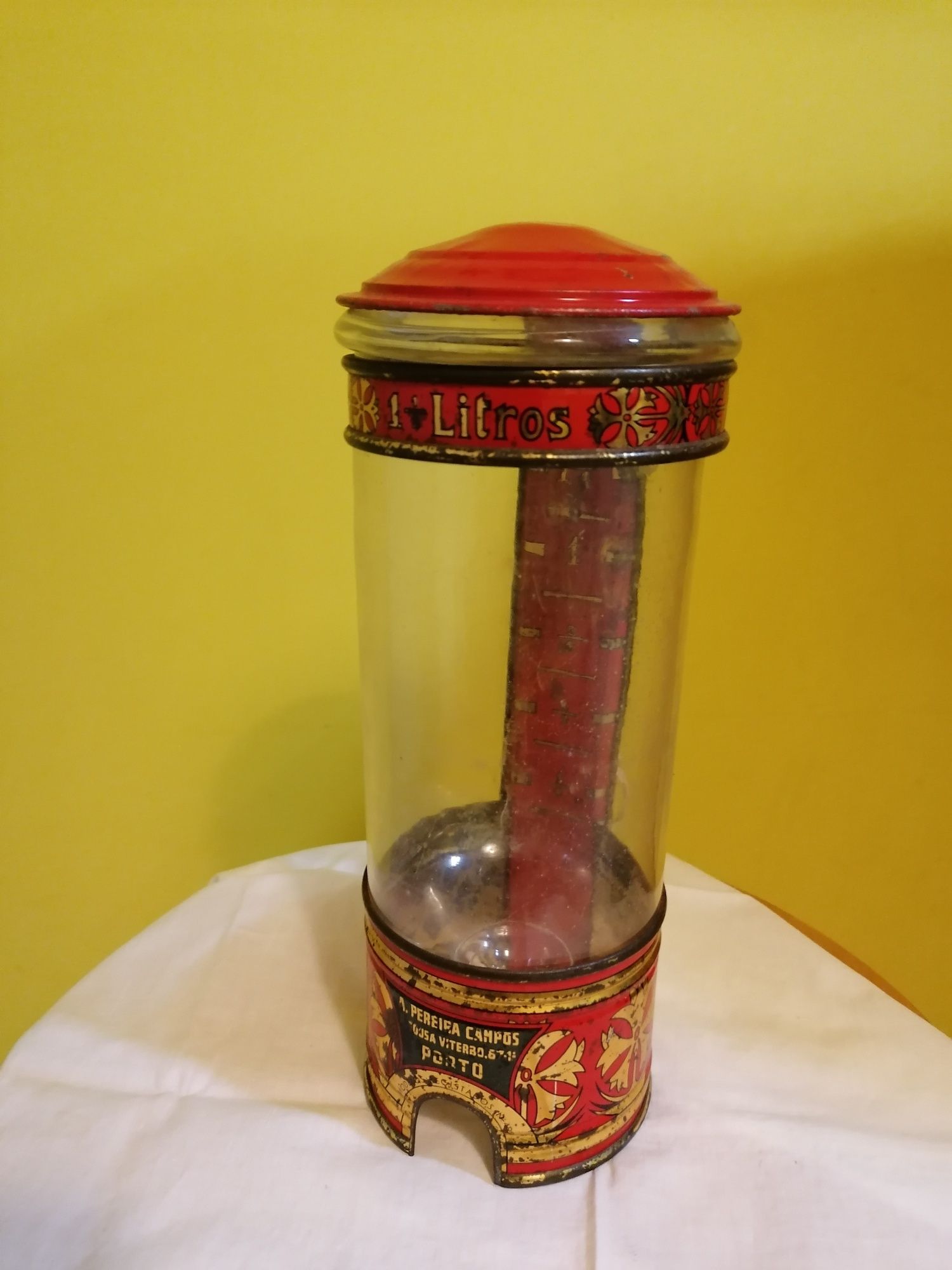 Recipiente de água para clister