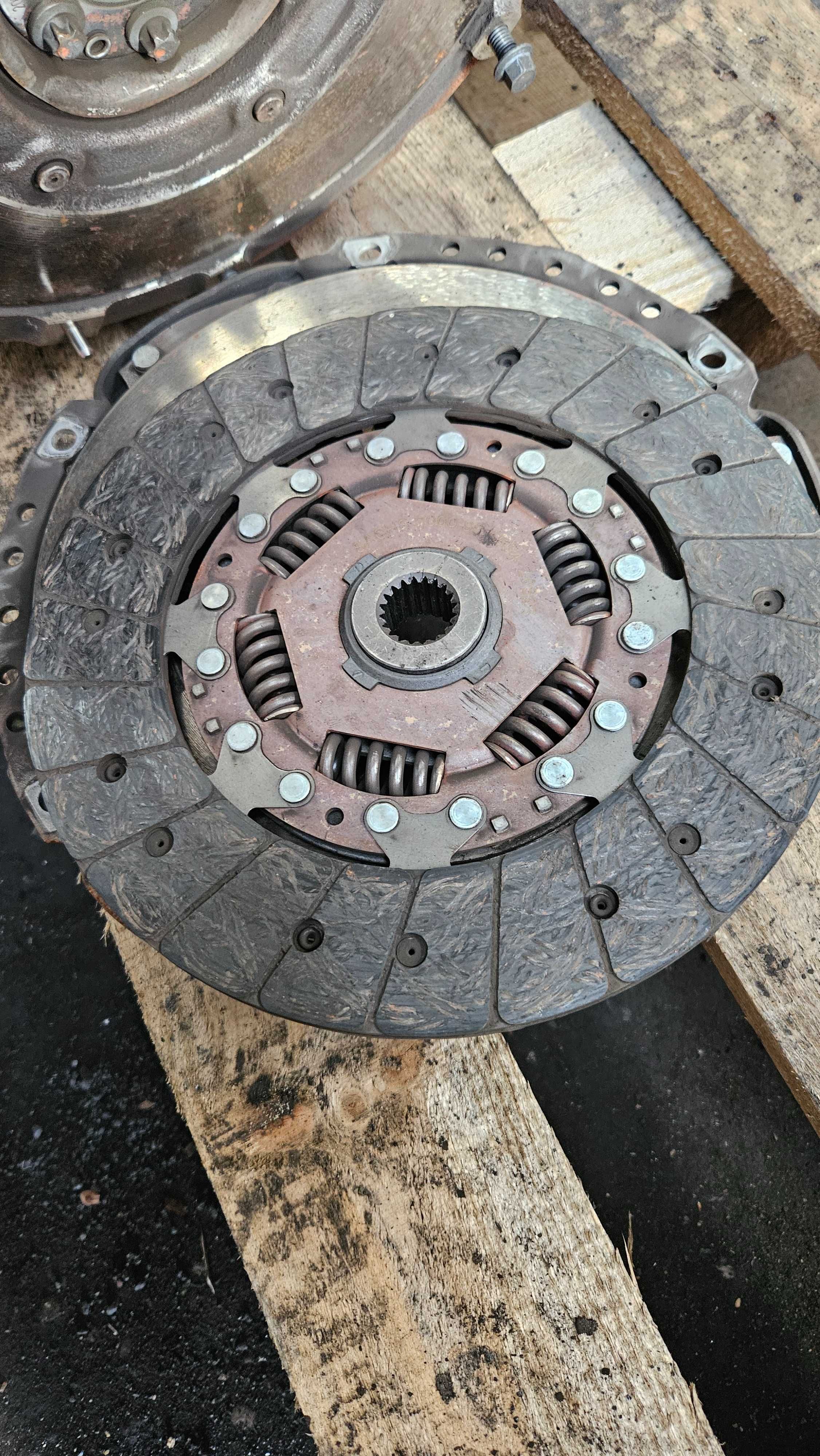 Sprzęgło koło dwumasowe tarcza docisk Ford Focus 1.0 Ecoboost Siedlce