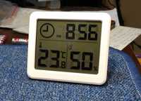 Годинник термометр настільний настінний