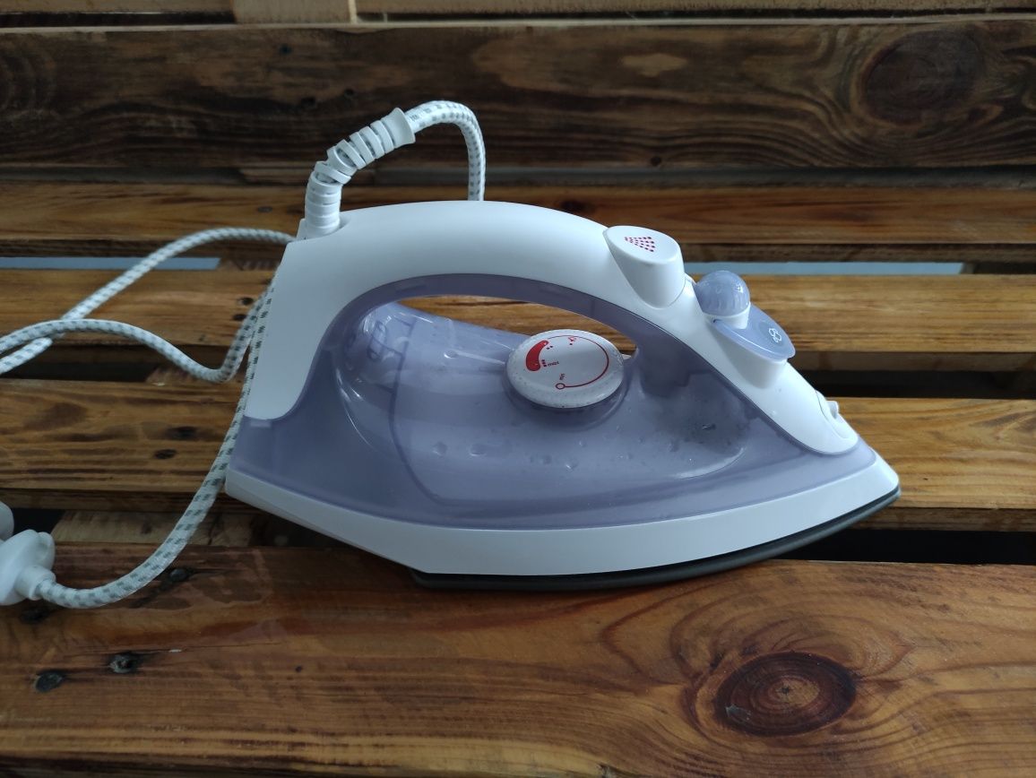 Утюг Moulinex IM1210