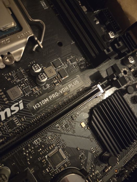 9400f + h310m + бокс кулер