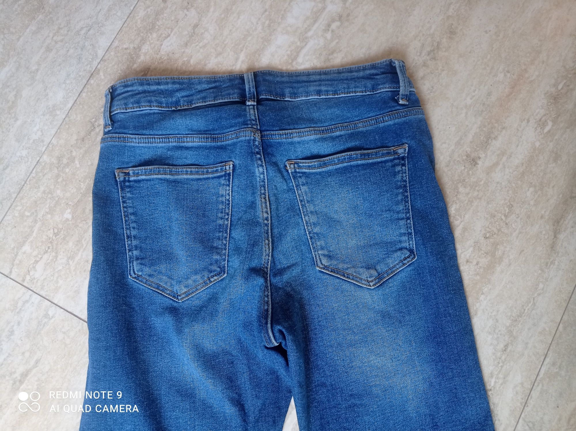 Spodnie jeans Reserved rozmiar 38