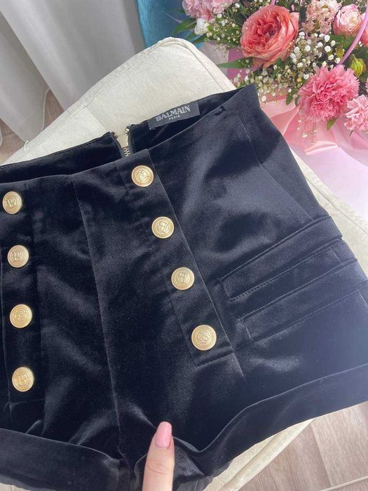 Женские велюровые черные шорты в стиле Balmain Жіночі шорти чорні S