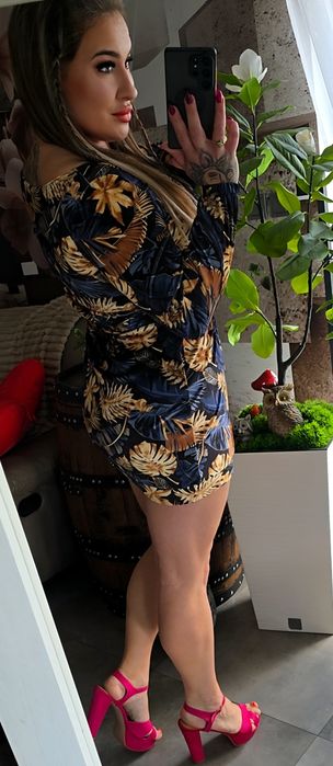 Sukienka XL kwiaty welur