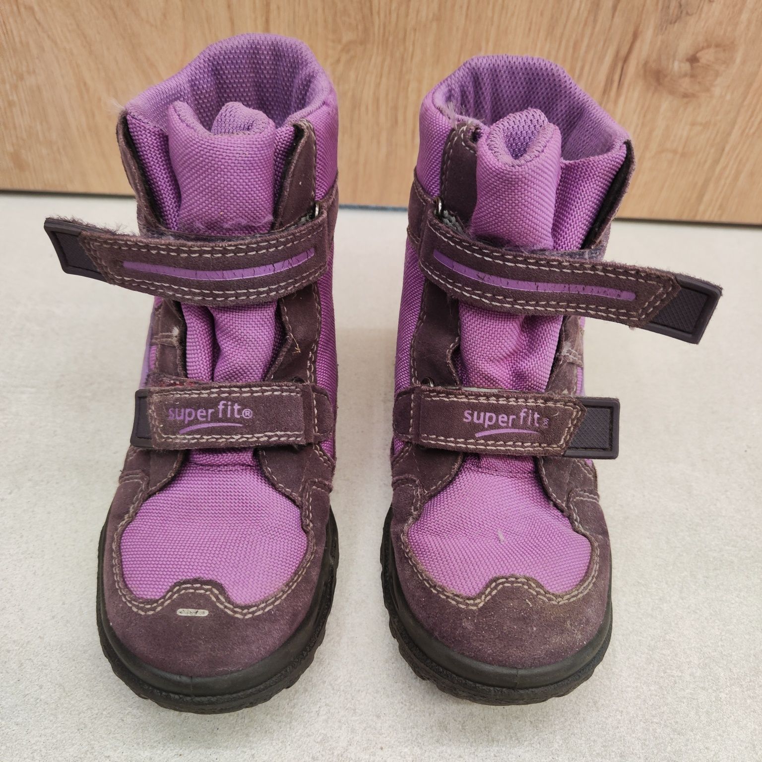 Buty dla dziewczynki Superfit fioletowe rozmiar 30