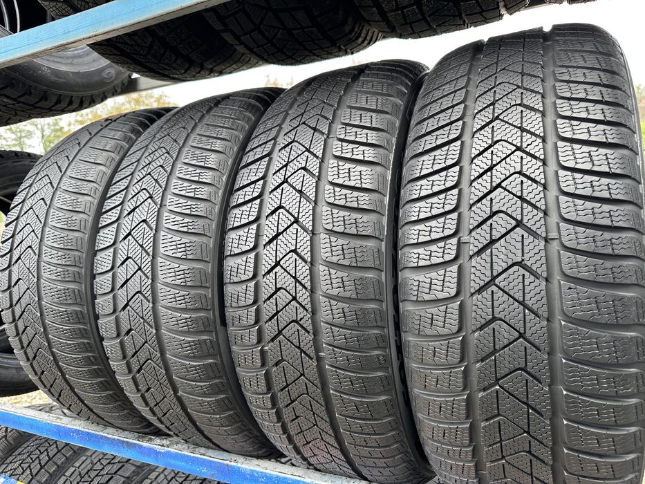 Шини б/у 235/50 R19 Pirelli 4шт