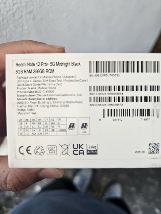 Xiomi redmi note 12 pro plus..256/8gb
