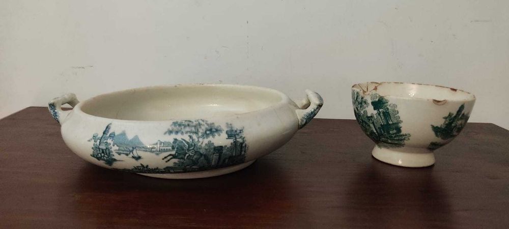 conjunto antigo  “louça de cavalinho”
