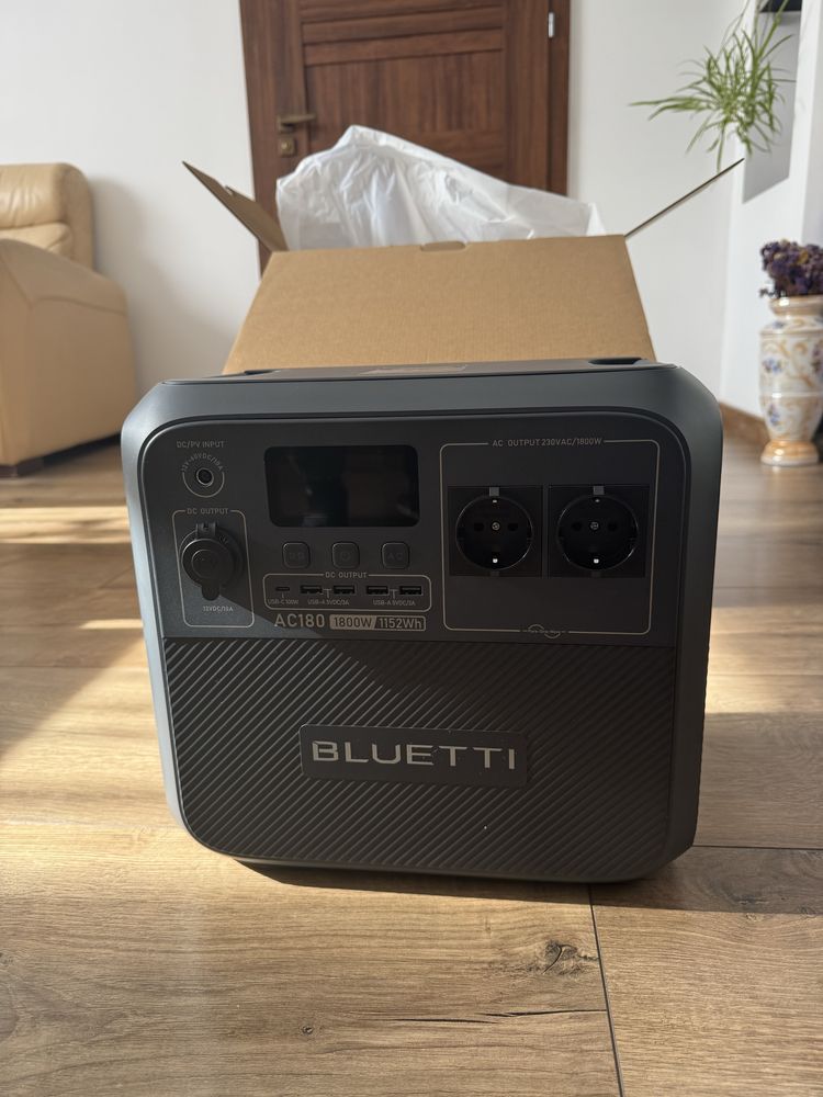 Зарядна станція Bluetti AC 180 1800ВТ