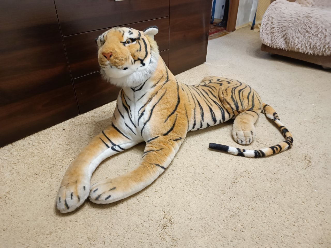 Мягкая игрушка Тигр. Реального размера.