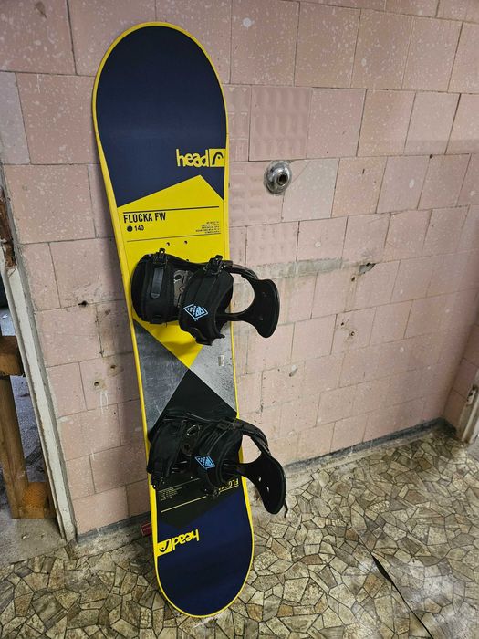 Deska snowboardowa Head Flocka FW 140cm z wiązaniami