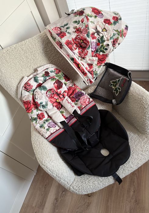 Uzywana kilka razy! Tapicerka Cybex Mios 3.0 - Spring Blossom Light