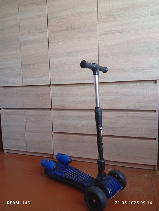 Самокат дитячий ROCKET для дитини до 6 років..Синій.