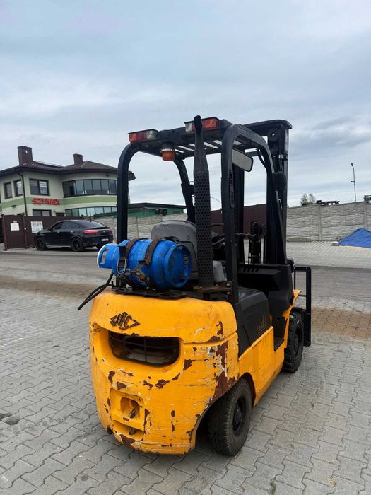 wózek widłowy terenowy HC CPQD18 LPG 1800kg Triplex 5.50m 2011r NISSAN