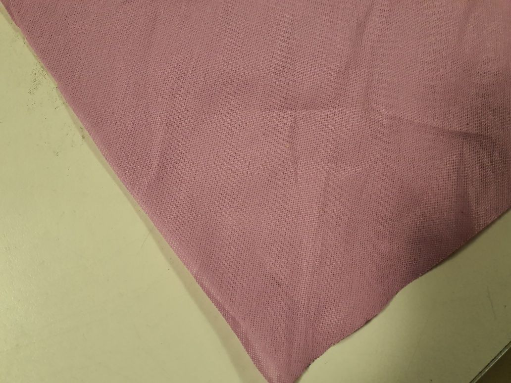 Tkanina bawełna lila-róż szer.60 cm.