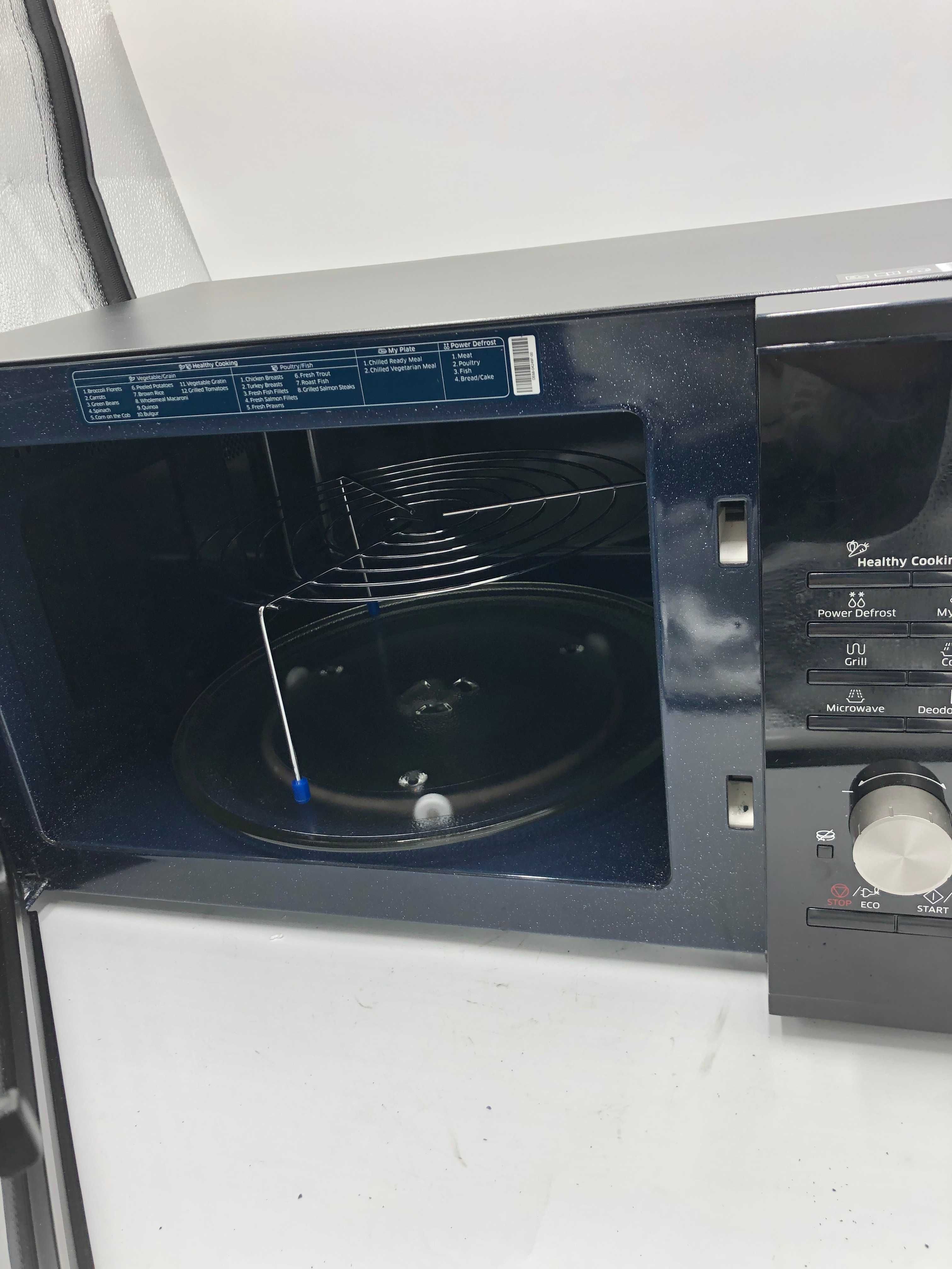 Kuchenka mikrofalowa Samsung MG28F303TAK
