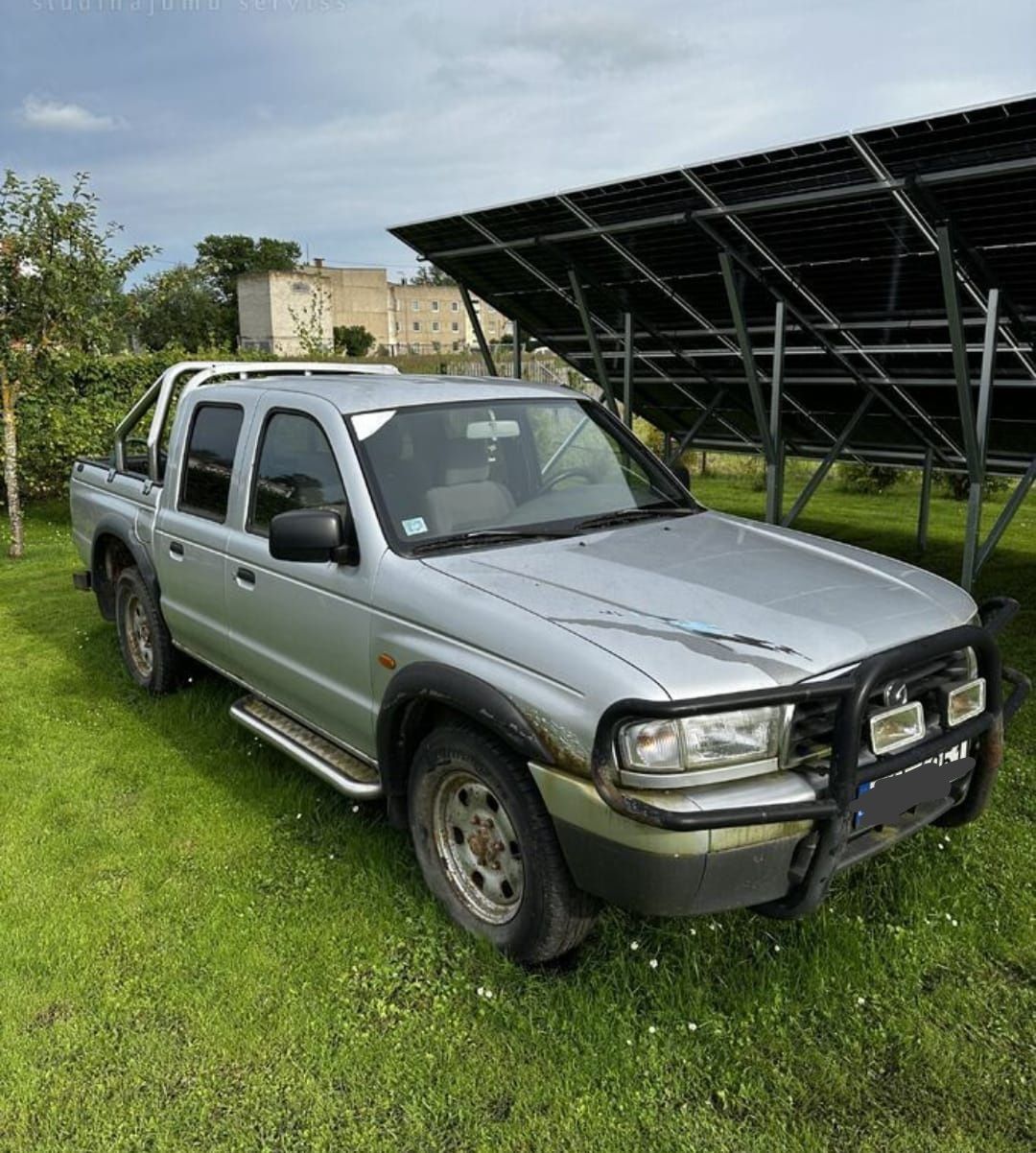 Продам Mazda b 2500