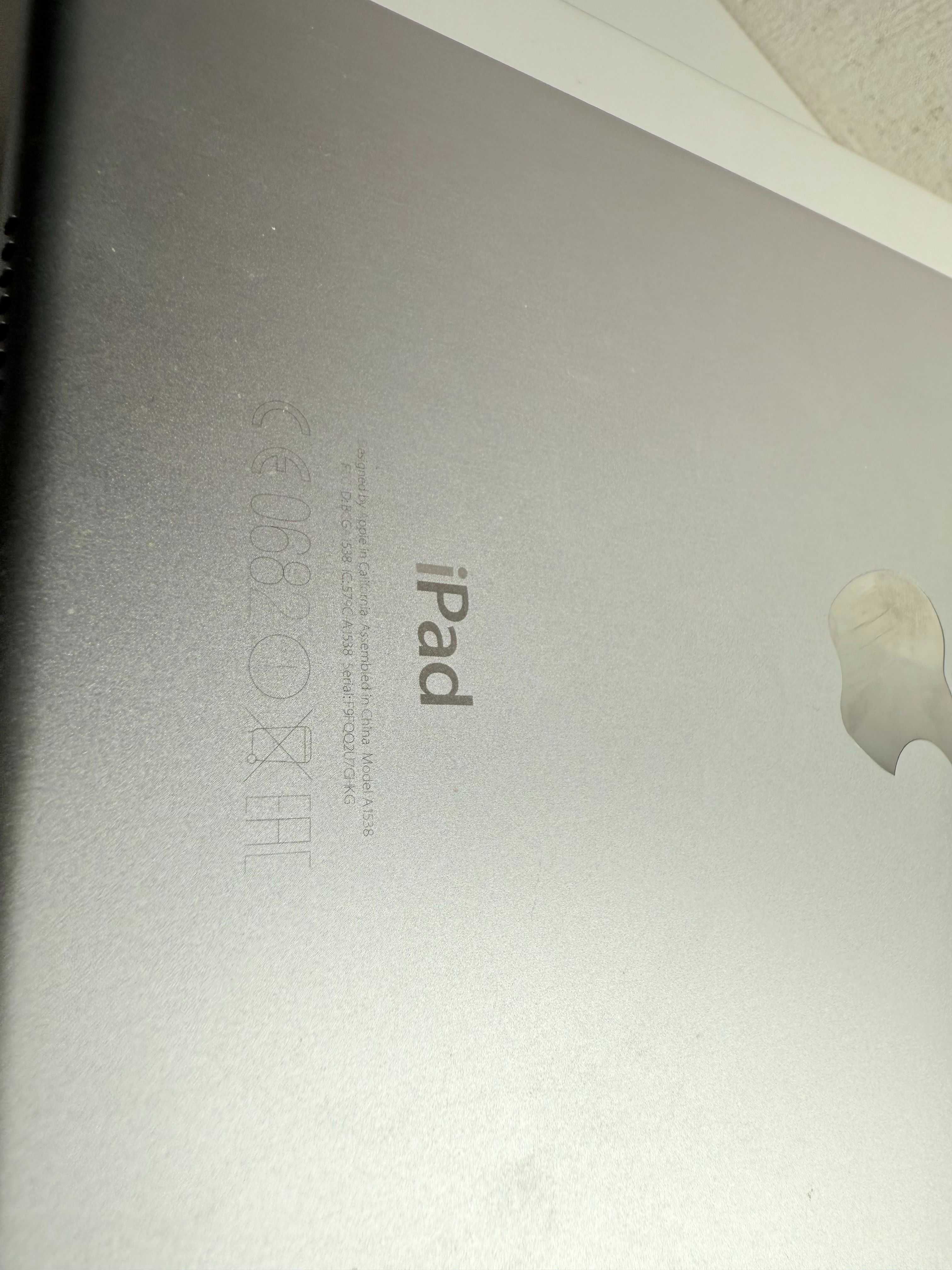 Apple iPad mini 4 (Wi-Fi) srebrny 64 GB A1548 ładny stan