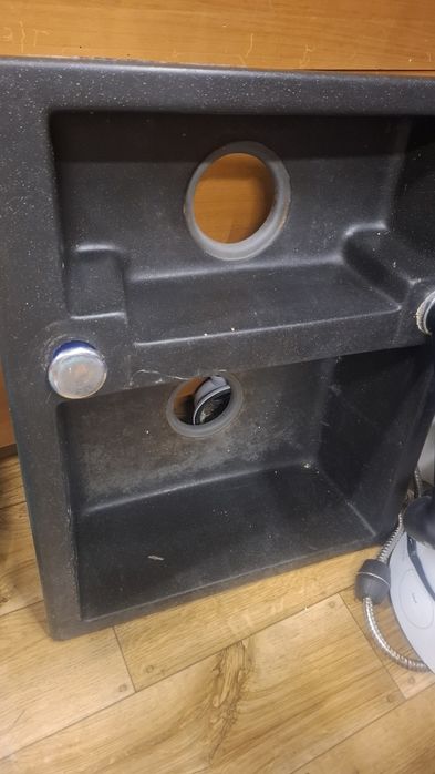 Zlew kuchenny kompozytowy