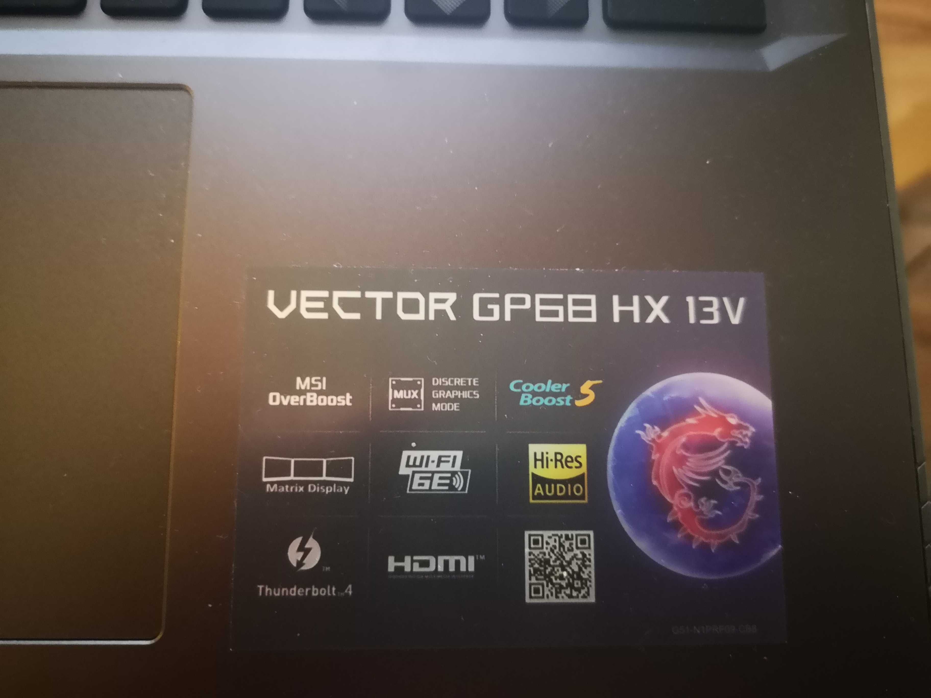 Laptop MSI VECTOR 16" i9 13950HX GP68HX RTX 4080 12 GB 32 GB RAM 3TB