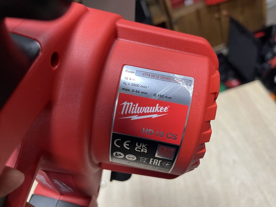 Milwaukee HD 18 CS / щіткова дискова пила Мілвокі