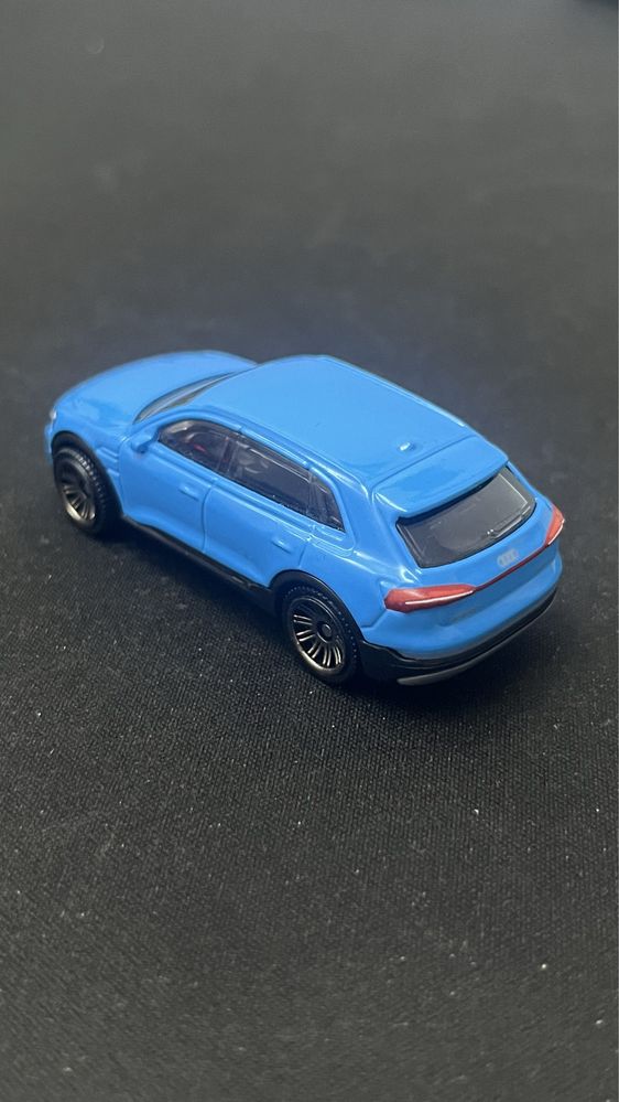 Matchbox Audi E-Tron