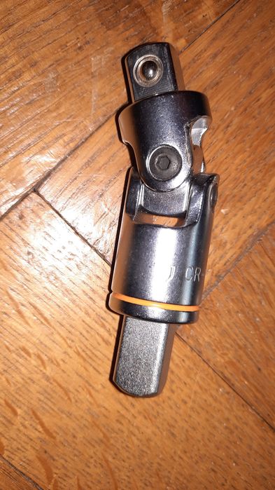 Przegub do kluczy nasadowych